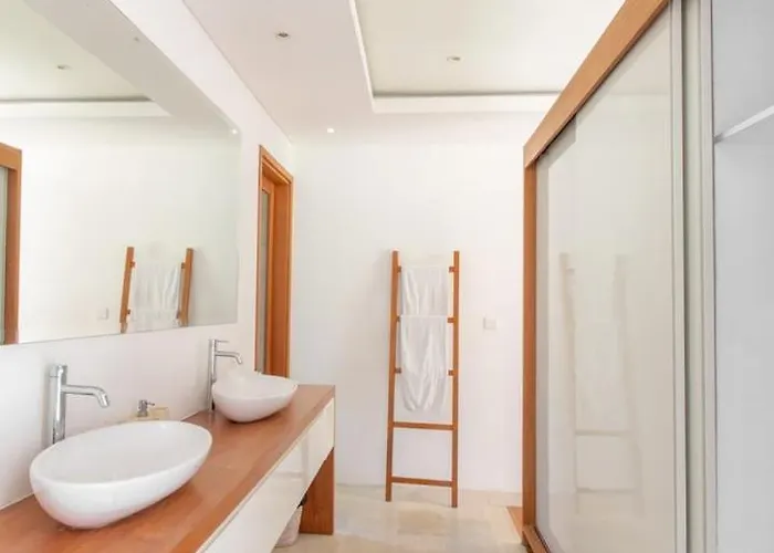 ヴィラ Breezy And Tranquil Atmsophere 5 Bed *