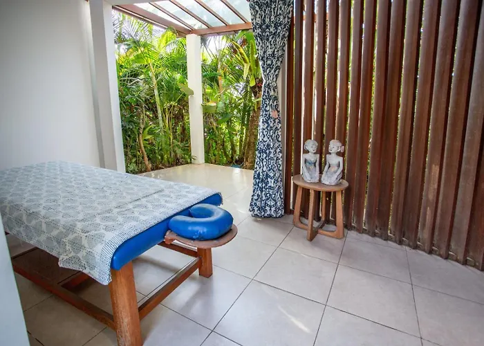 Breezy And Tranquil Atmsophere 5 Bed チャングー