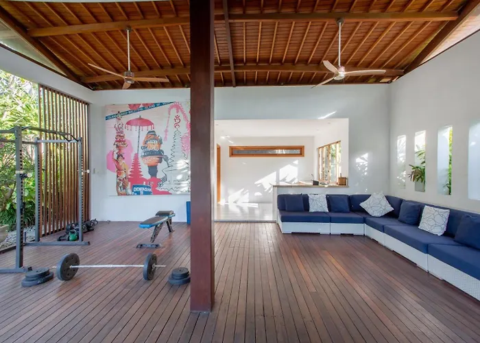Breezy And Tranquil Atmsophere 5 Bed チャングー